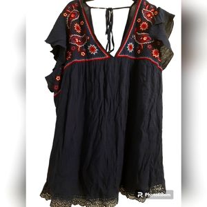Women's Embroidered Top